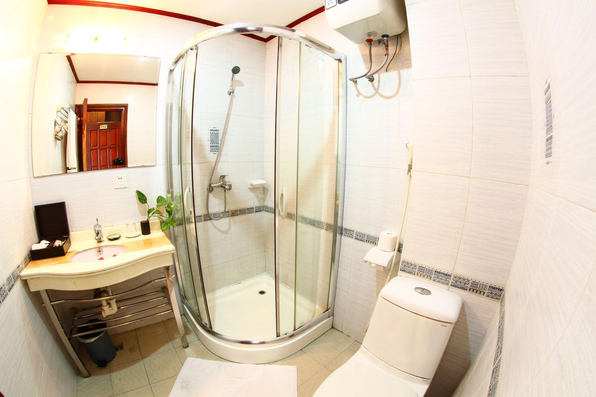 Atrium 3* Ханой