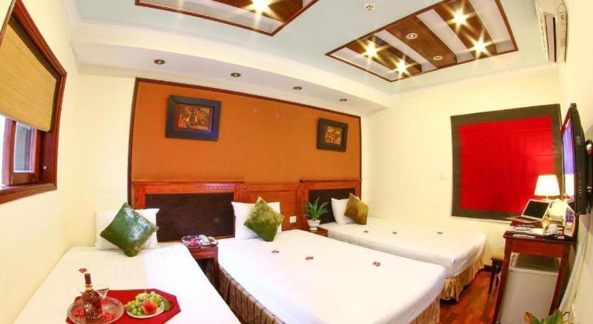 Atrium Отель 3*